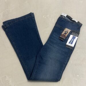 Sofía Jeans by Sofia Vergara Melisa Flare Jeans
